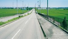 白山連峰を望む田園ゾーン